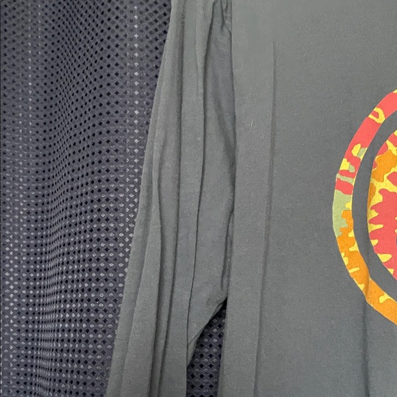 Life Is Good Charcoal Long Sleeve with Vibrant Logo - Picture 4 of 13